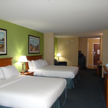 Holiday Inn Express Hotel & Suites Salisbury - Delmar By Ihg Exterior photo