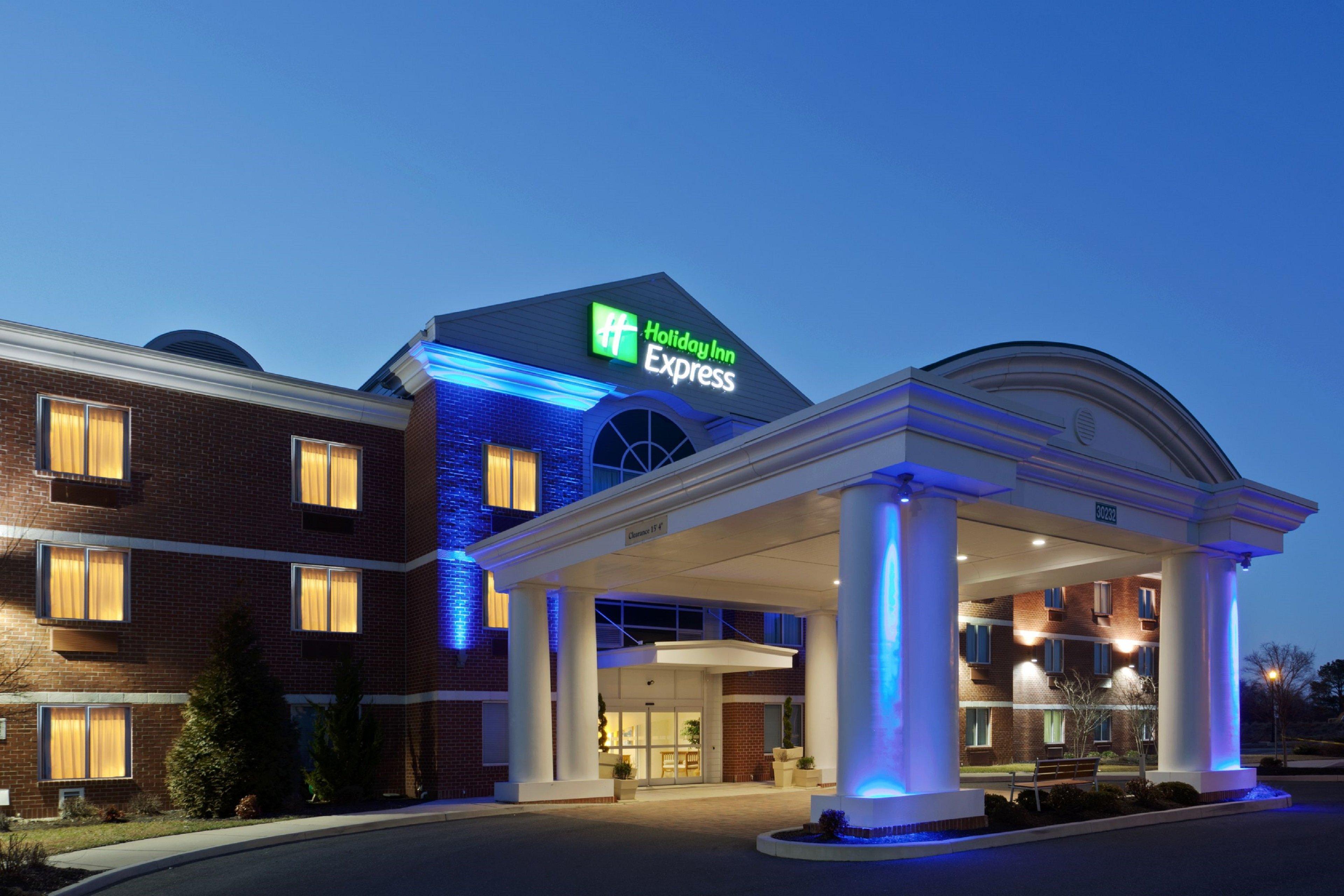 Holiday Inn Express Hotel & Suites Salisbury - Delmar By Ihg Exterior photo