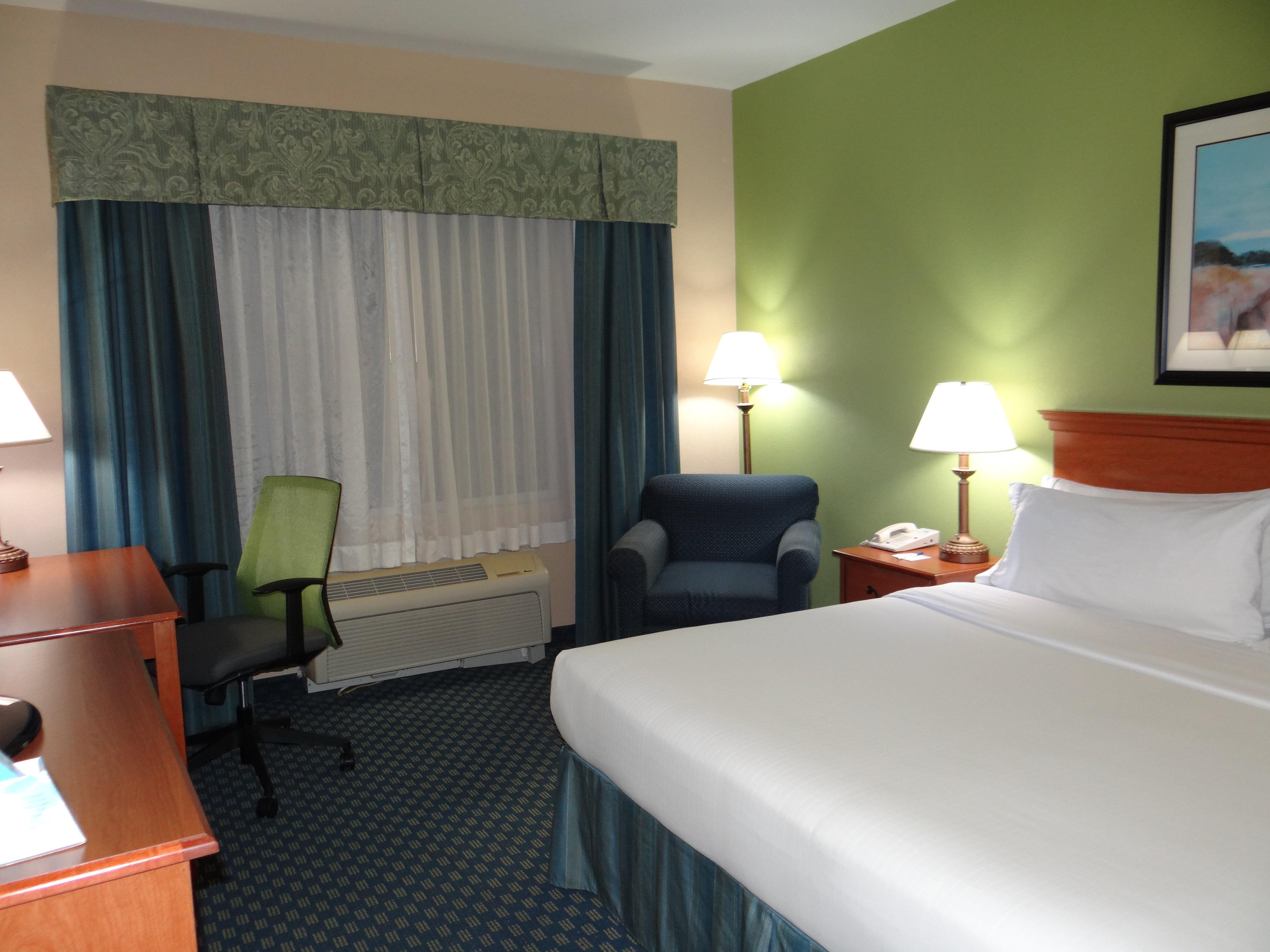 Holiday Inn Express Hotel & Suites Salisbury - Delmar By Ihg Exterior photo
