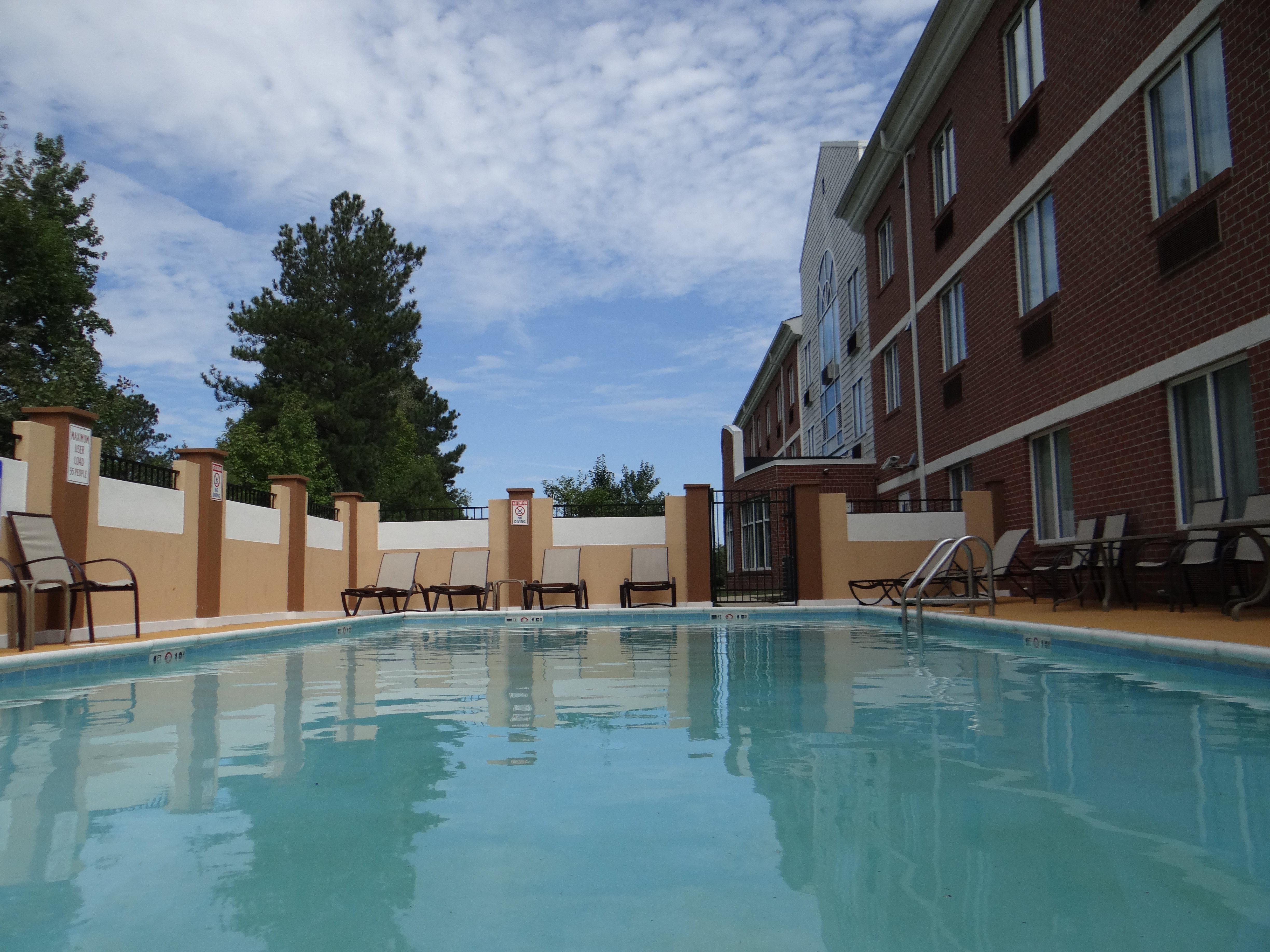 Holiday Inn Express Hotel & Suites Salisbury - Delmar By Ihg Exterior photo