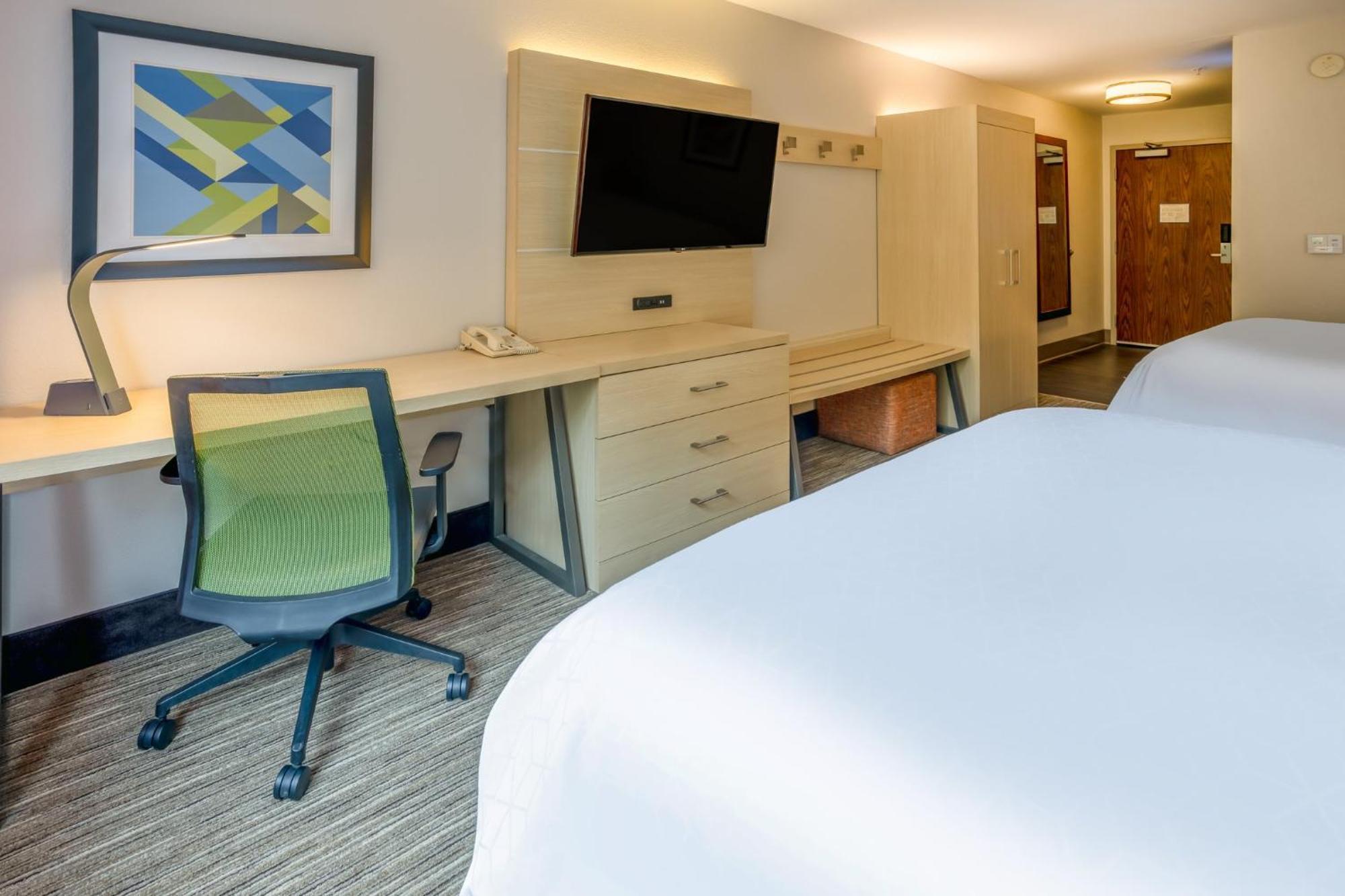 Holiday Inn Express Hotel & Suites Salisbury - Delmar By Ihg Exterior photo